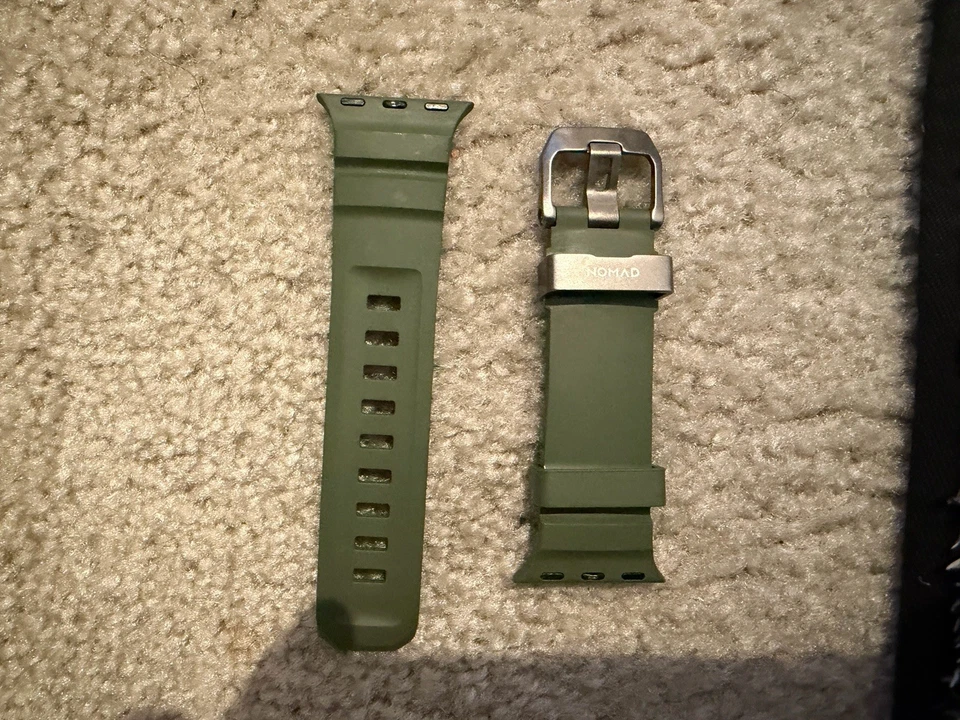 Reloj Apple NOMAD Rocky Point Ultra Banda 46 mm - Verde Bosque Foto 2 de 4