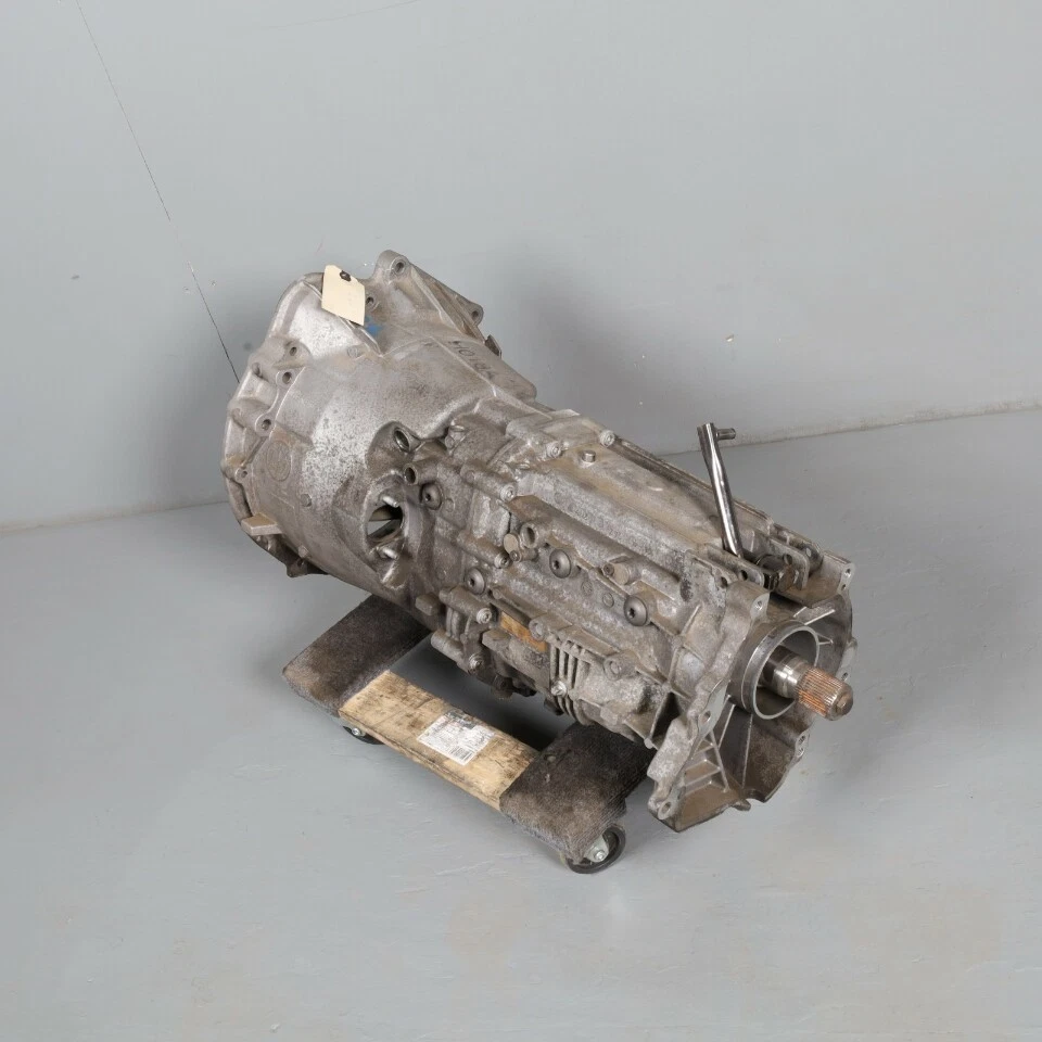 2006 BMW 325xi 330xi Transmission 6 Speed Manual OEM Used Foto 4 de 4