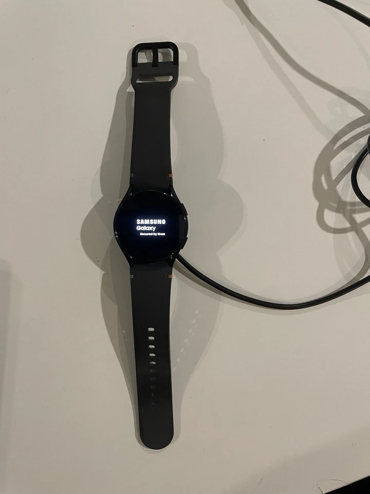 Samsung Galaxy Watch FE, photo 3 sur 4