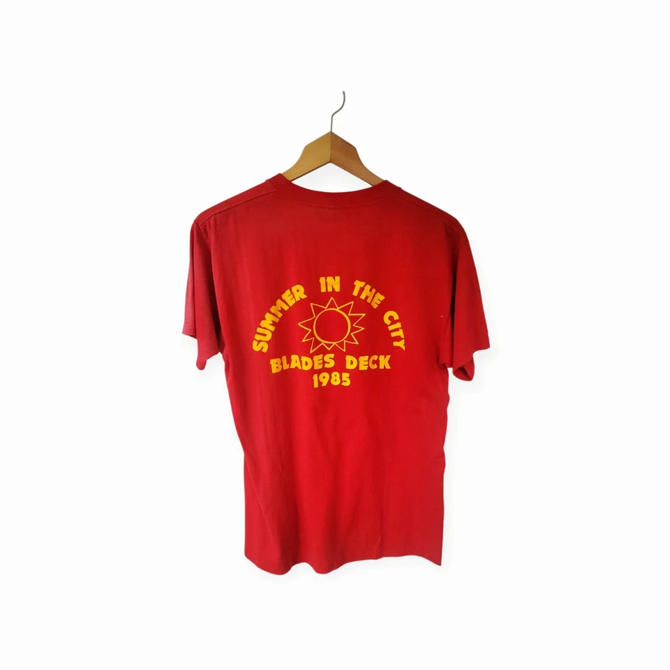 Camiseta unisex vintage 1985 Blade's Rochester N.Y. barra roja y amarilla M/L Foto 3 de 4