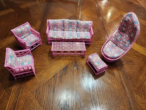 Barbie Furniture Set Living Room Patio - Vintage 1985 - 6 Pieces & Cushions