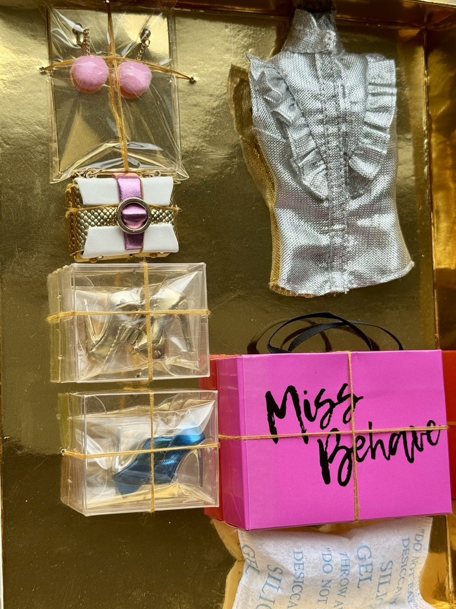Poppy Parker Fashion Packs - INTEGRITY TOYS Miss Behave Convention
