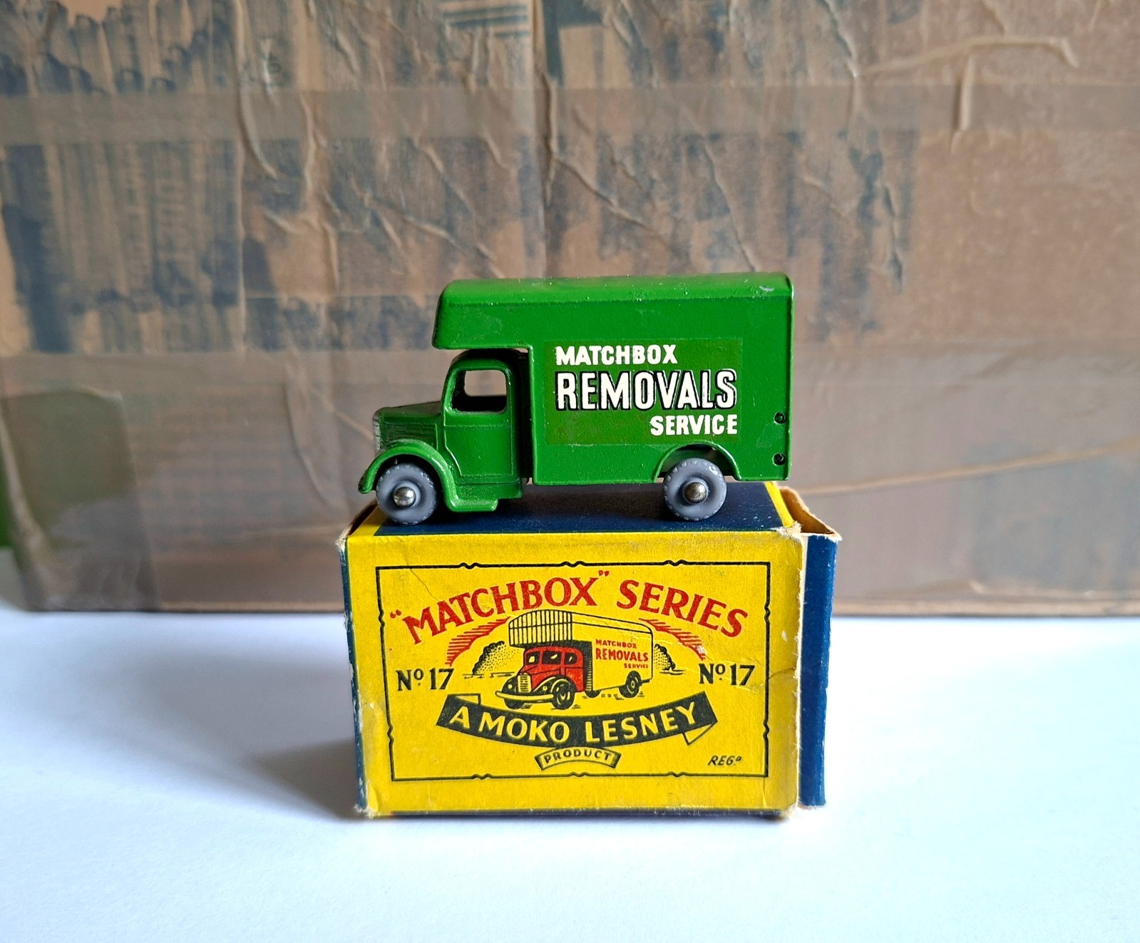 Matchbox 17a, Bedford Removals Van - Free Price Guide & Review