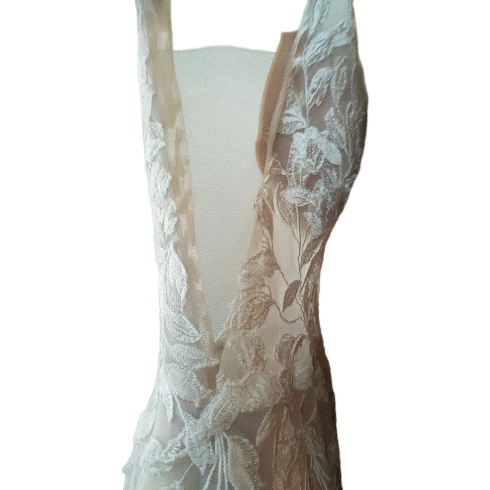 Eleganza Sposa Ivory wedding dress, brand new unworn, bought for £1,200 Size 12 - Image 2 of 4