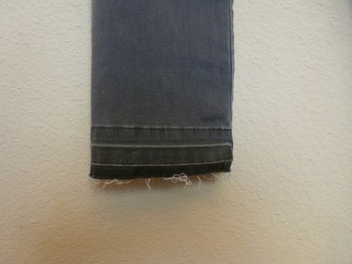 Vince Camuto Women's High Rise Button Fly Ankle Jeans New with Tag - Gray 26/2 - Picture 8 of 10