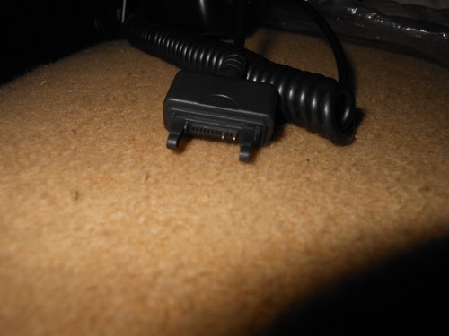 Compatible to CLA-60 Sony Ericsson Car Charger for Compatible Mobile Phones - Zdjęcie 4 z 4