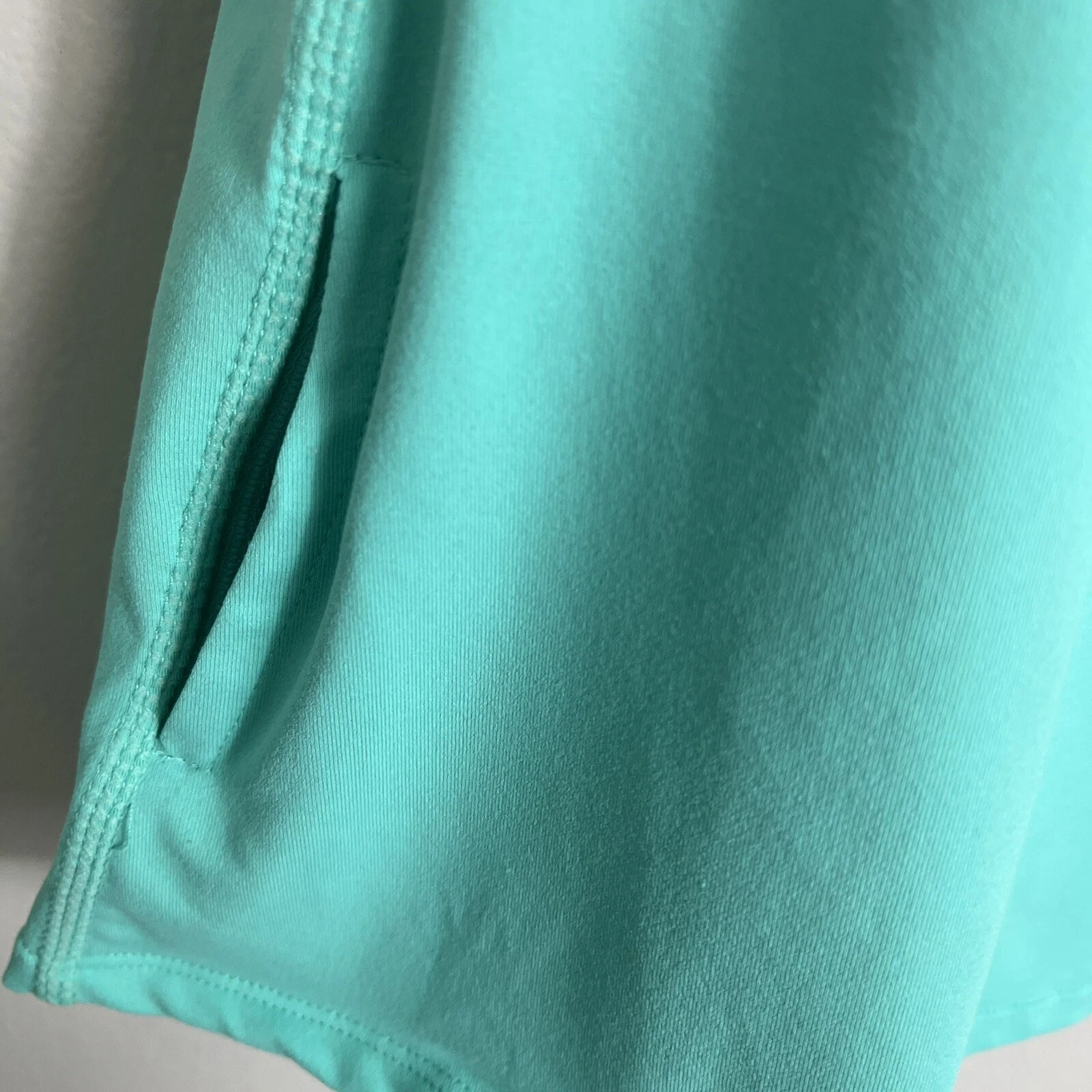 fabletics open back built in bra tank-top