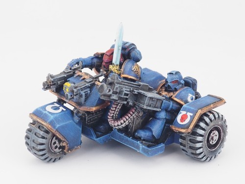 VÉLO D'ATTAQUE D'ULTRAMARINES SPATIALES GW 40K. MÉTAL. PEINT. VERT 327