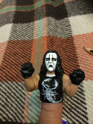 Mattel WWE Action Figure Rob Van Dam – Main Event Series #151 – Scala 6 Pollici Con 10 Punti Di Articolazione - 2