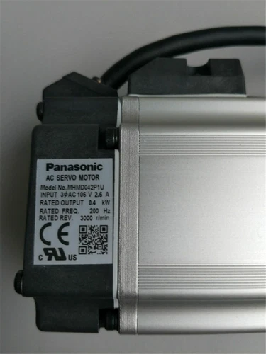 Panasonic MHMD042P1U Servomotor 1 Stück Neu Expressversand - Bild 2 von 3