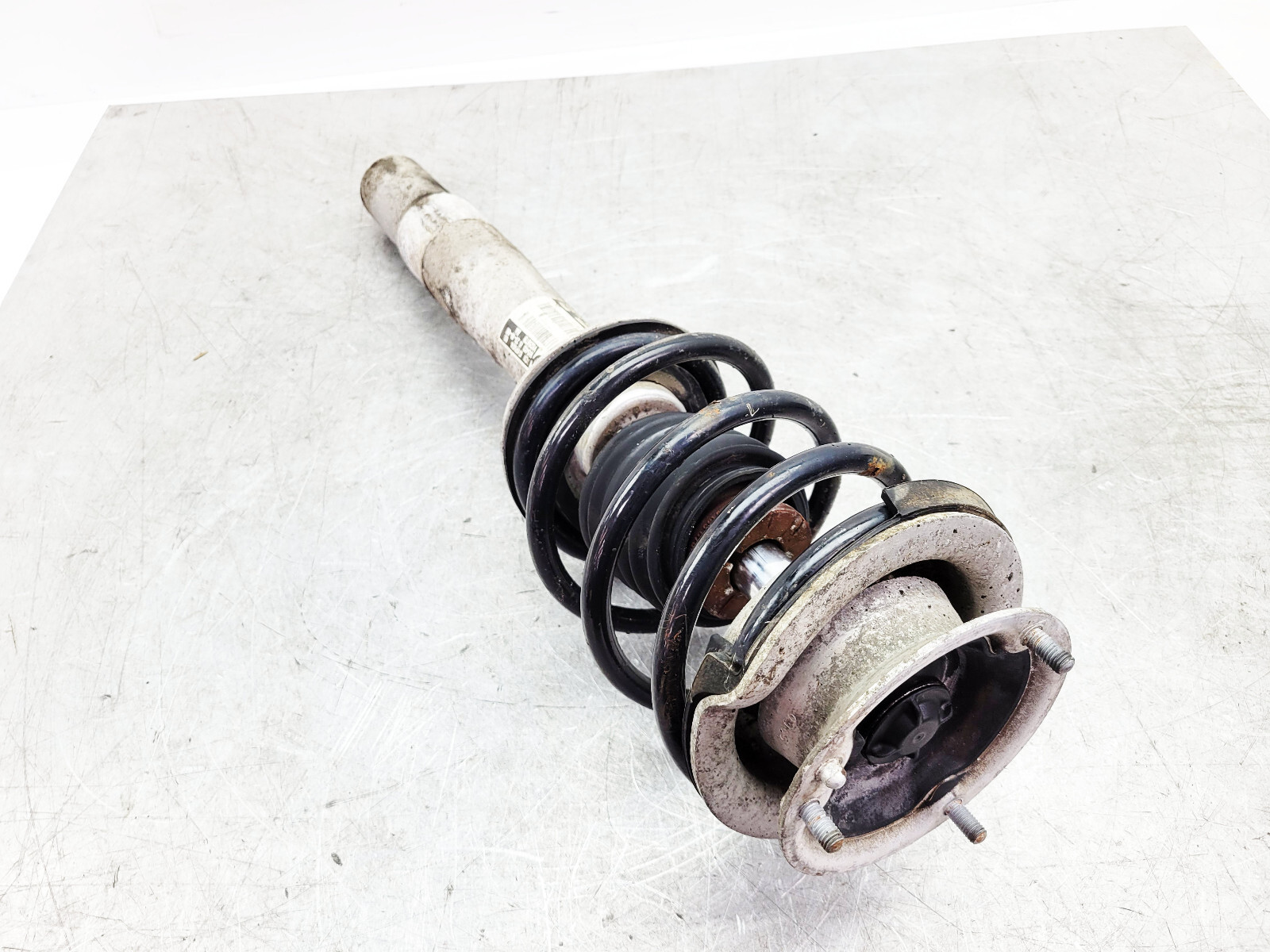 Genuine BMW 6 Series E63 E64 Front Drivers Right Shock Absorber 