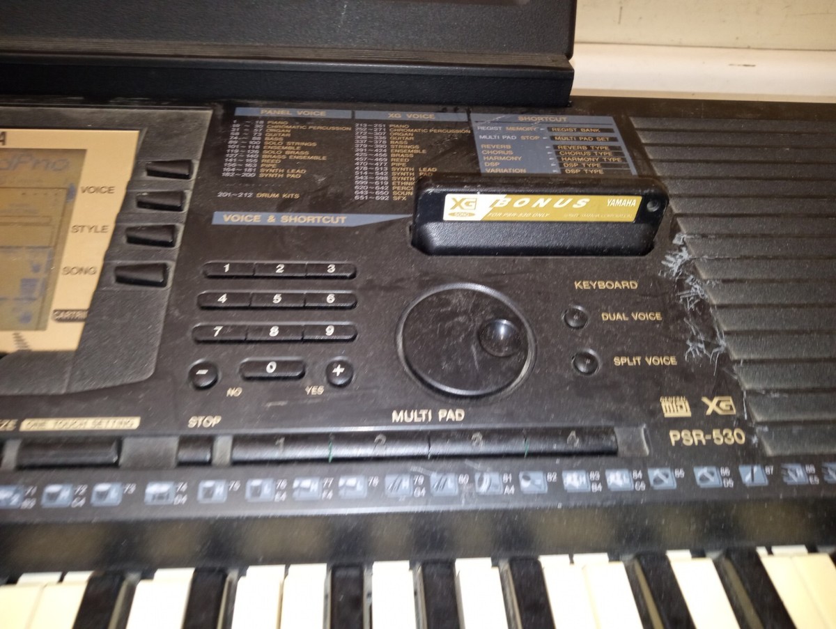YAMAHA PSR-530 General Midi XG Piano Keyboard AC + Music YAMAHA PSR-530 General Midi XG Piano Keyboard AC + Music