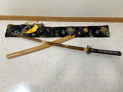 Japanese Style Katana Sword Steel Blade Full Tang Black Handle Gold Tsuba