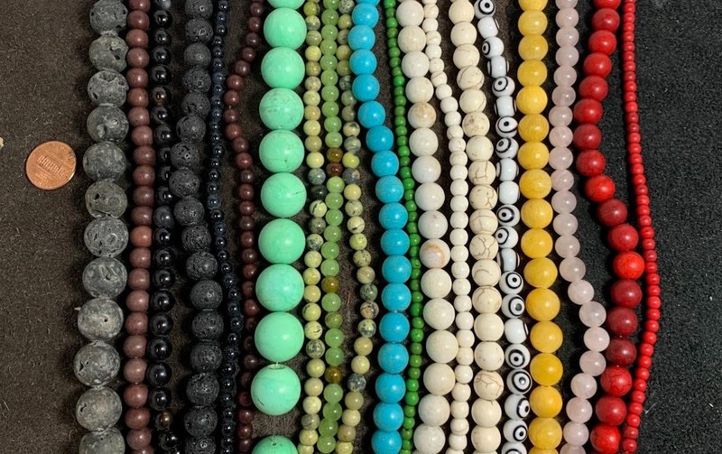 Bulk sale //lot of 20 strands mix gem stones  beads/(n104)