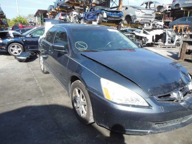 Manija interior puerta pasajero trasero derecho Honda Accord 2004 Foto 4 de 4