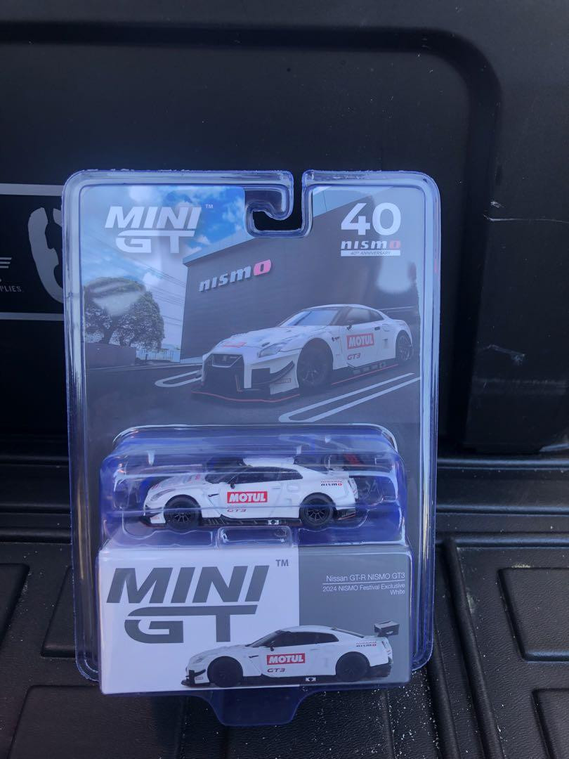 ミニカー MiNI GT NISSAN GTR-NISMO GT3 2024 NISMO MiNI GT NISSAN GTR-NISMO GT3 2024 NISMO 40th Anniversary