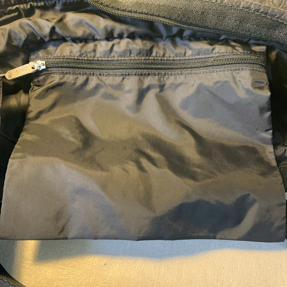 Bolsa de viaje grande Le SportSac Weekender negra Foto 4 de 4