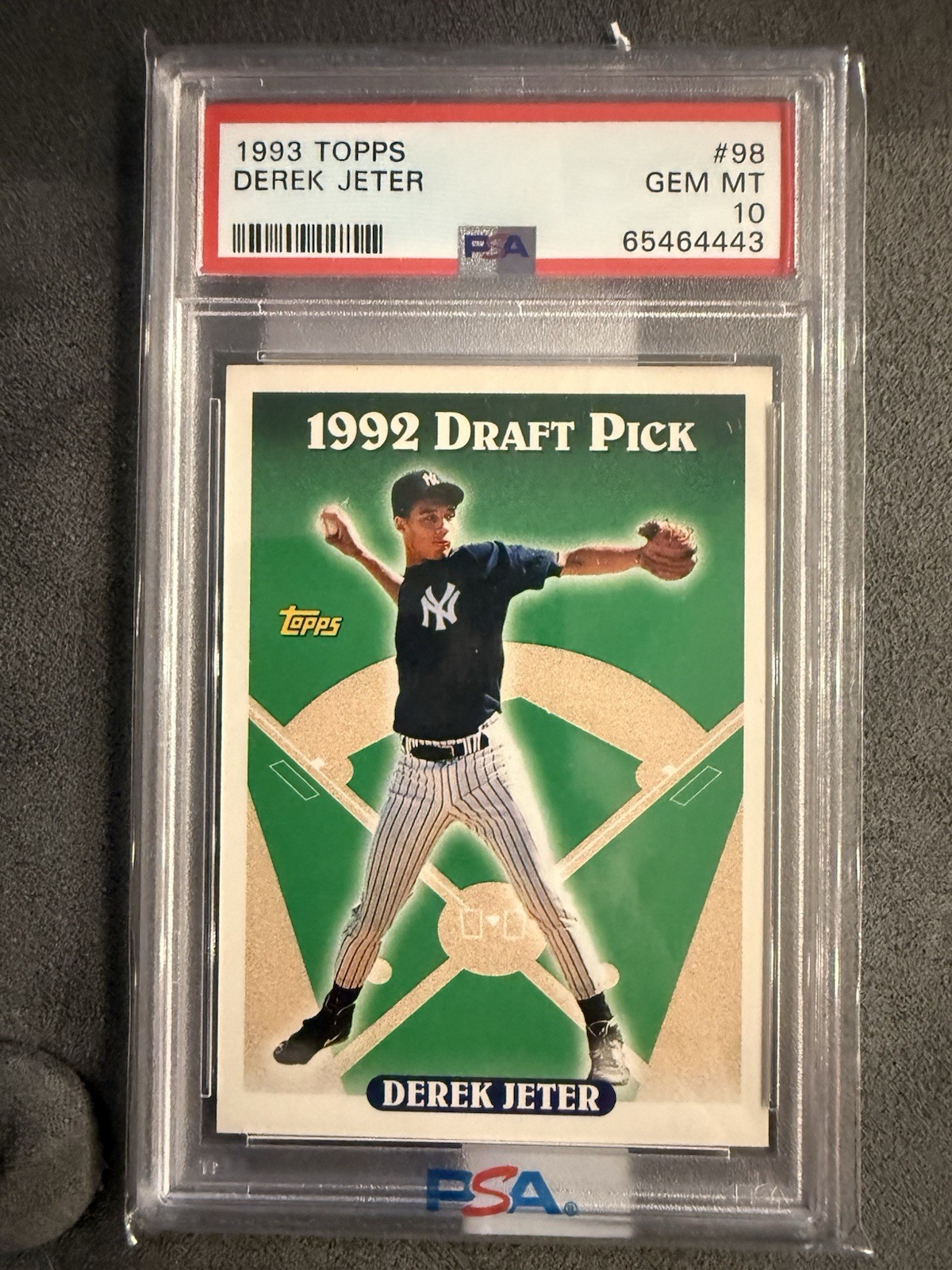 PSA 10 Topps 1993 Derek Jeter #98 PSA 10 Rookie Base Set New York Yankees view 3