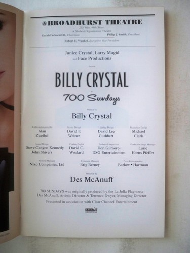 700 SUNDAYS Playbill BILLY CRYSTAL NYC 2005 - Picture 2 of 2