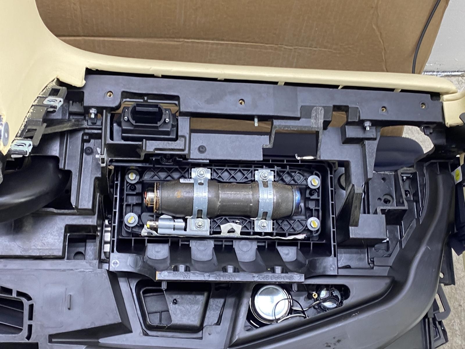 Bentley Mulsanne 2010-2020 Front Dashboard Beige