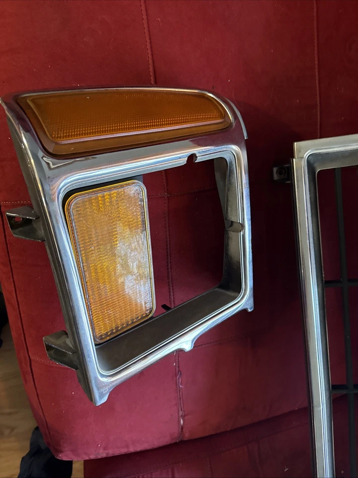 Biseles de parrilla y faros Dodge Dakota 1987-1990 Foto 4 de 4