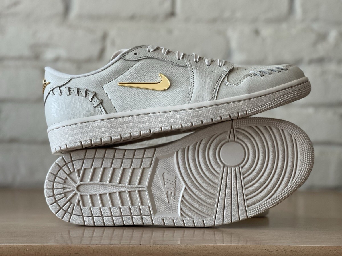 Nike Air Jordan 1 MM Low Lt Brown/Metallic Gold FN5032 200 Women's