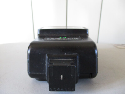 COMPACT AGFA COLOR AGNAR PARATOR 1:2.8 /45 + BLITZ SUNPAK AUTO 140