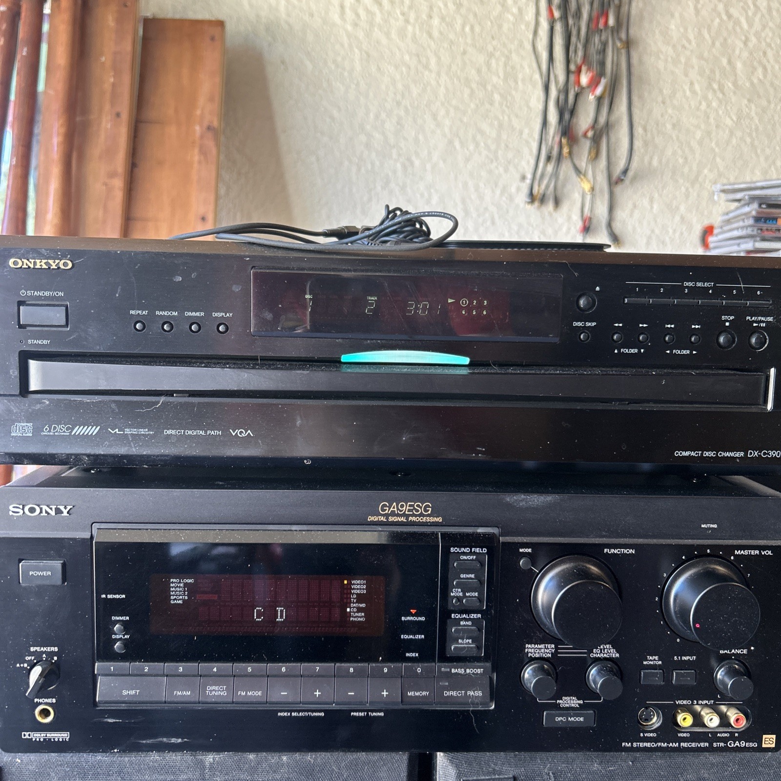 Sony ES STR-GA9ESG DSP FM/AM Stereo Receiver Audio/Visual WORKS No Remote