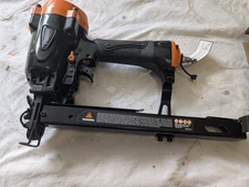 PWS16 Pneumatic 5/8" Corrugated Stapler, Heavy-Duty Staple