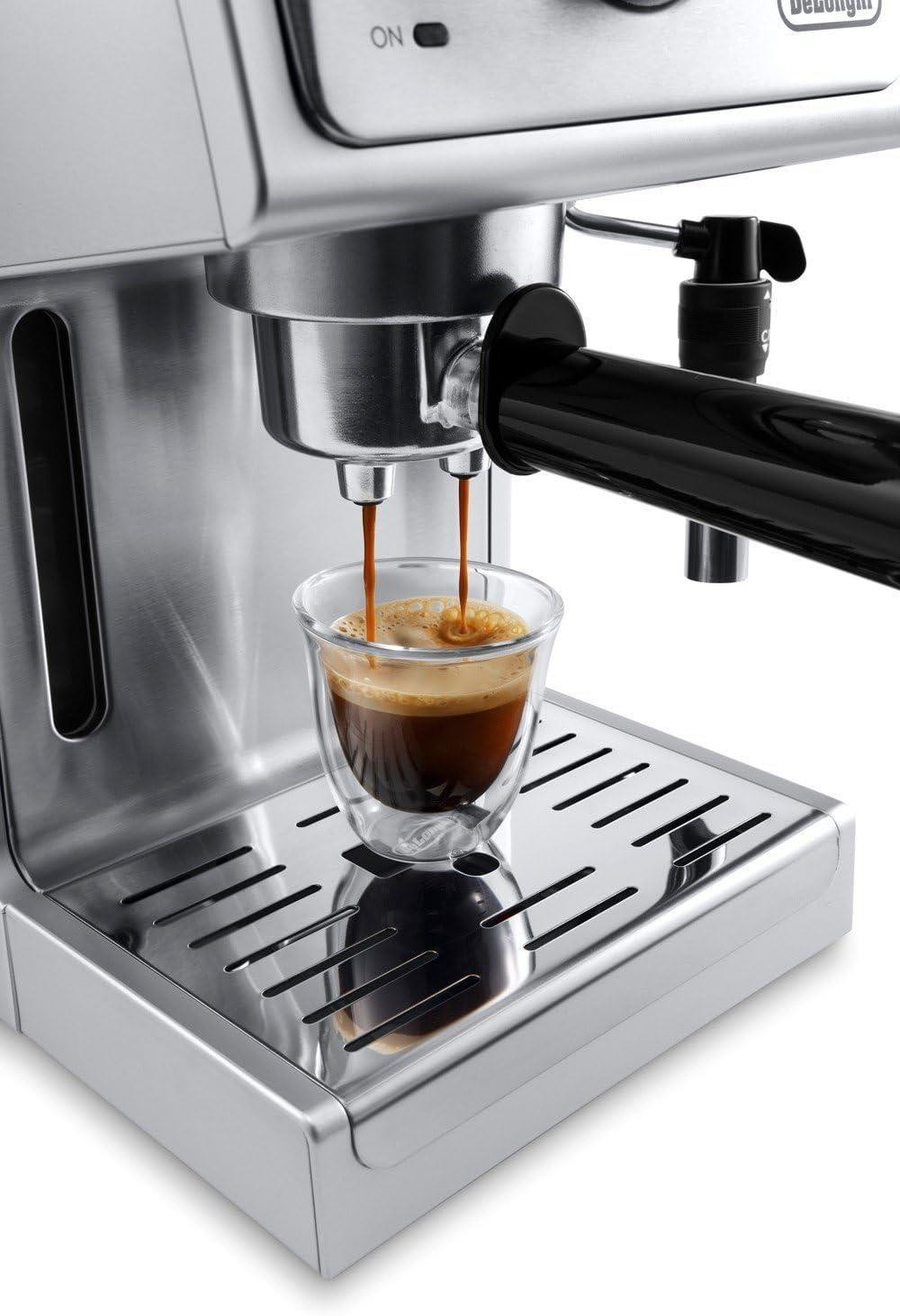 Delonghi Espresso and Capuccino Maker Engineered In Italy Silver Very Good