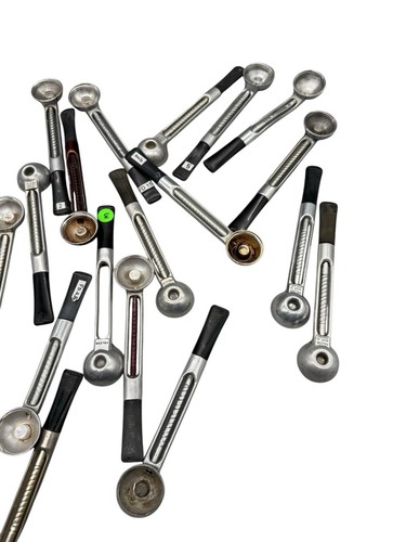106 x Vintage falcon metal smoking pipes - Picture 9 of 9