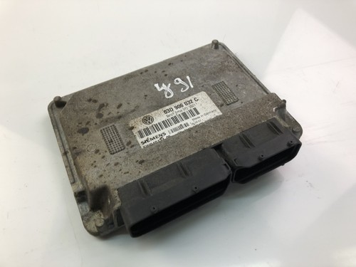 VW POLO 9N Motorsteuergerät ECU 03D906032C 14513680