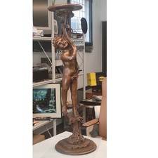 Colonna portavaso in legno con putto Anno: post 1960