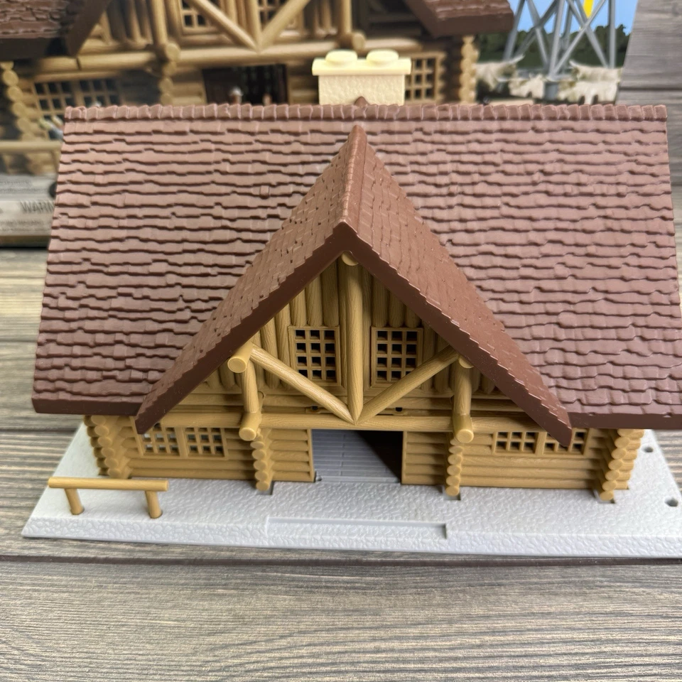 Ertl Farm County Ranch Longhorn Ranch Log House Set 1999 Box Incomplete 1/64 VTG - Image 2 of 4