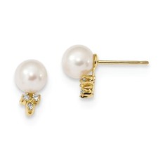 14k 6-7mm White Round Freshwater Cultured Pearl .06ct Diamond Post Earrings
