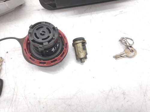 Ford Maverick 2001 3.0 petrol engine control unit ECU kit & lock set EC3955430G - Picture 2 of 10