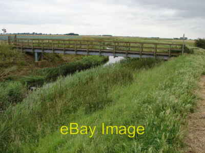 Foto 6x4 Fußgängerbrücke am Kopfdeich (2) Heckington Eine andere Ansicht dieses Foos c2007