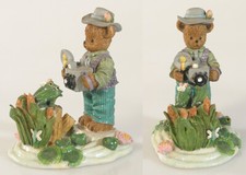 BEAR W/ CAMERA AND MR. MRS. FROG FIGURINE