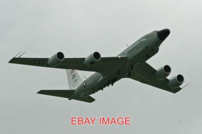 FOTO FLUGZEUG BOEING RC-135V NIETVERBINDUNG '64-841 / OF' (64-14841) C/N 18781 L