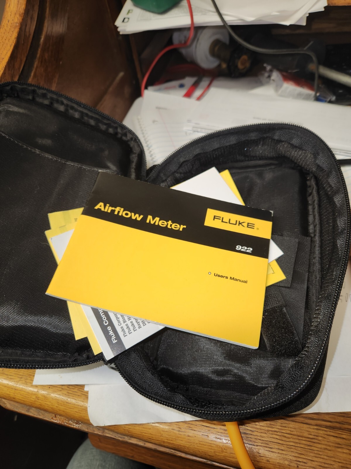 Fluke 922 Airflow Meter/Micromanometer Air Pressure Velocity Volume