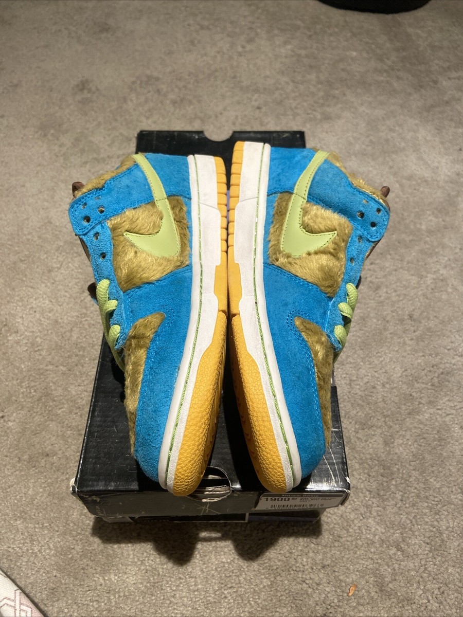 Size 7 - Nike Dunk Premium SB Low Three Bears - Baby Bear Size 7 - Nike Dunk Premium SB Low Three Bears - Baby Bear