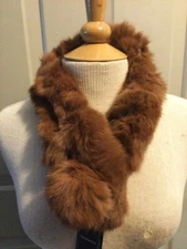 Nwt $88 Marcus Adler Maple Brown Genuine Rabbit Fur Pom Pull Thru Collar Scarf