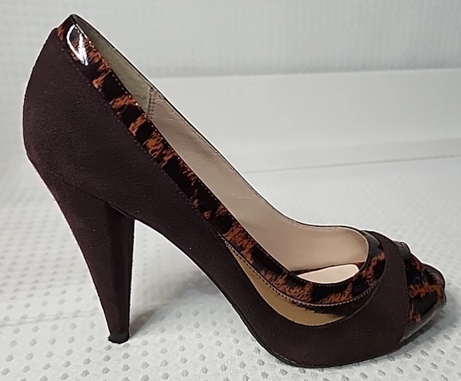 Zapatos de salón Lovely People Peep Toe marrón gamuza estampado animal 6,5 tacones altos metálicos Foto 4 de 4