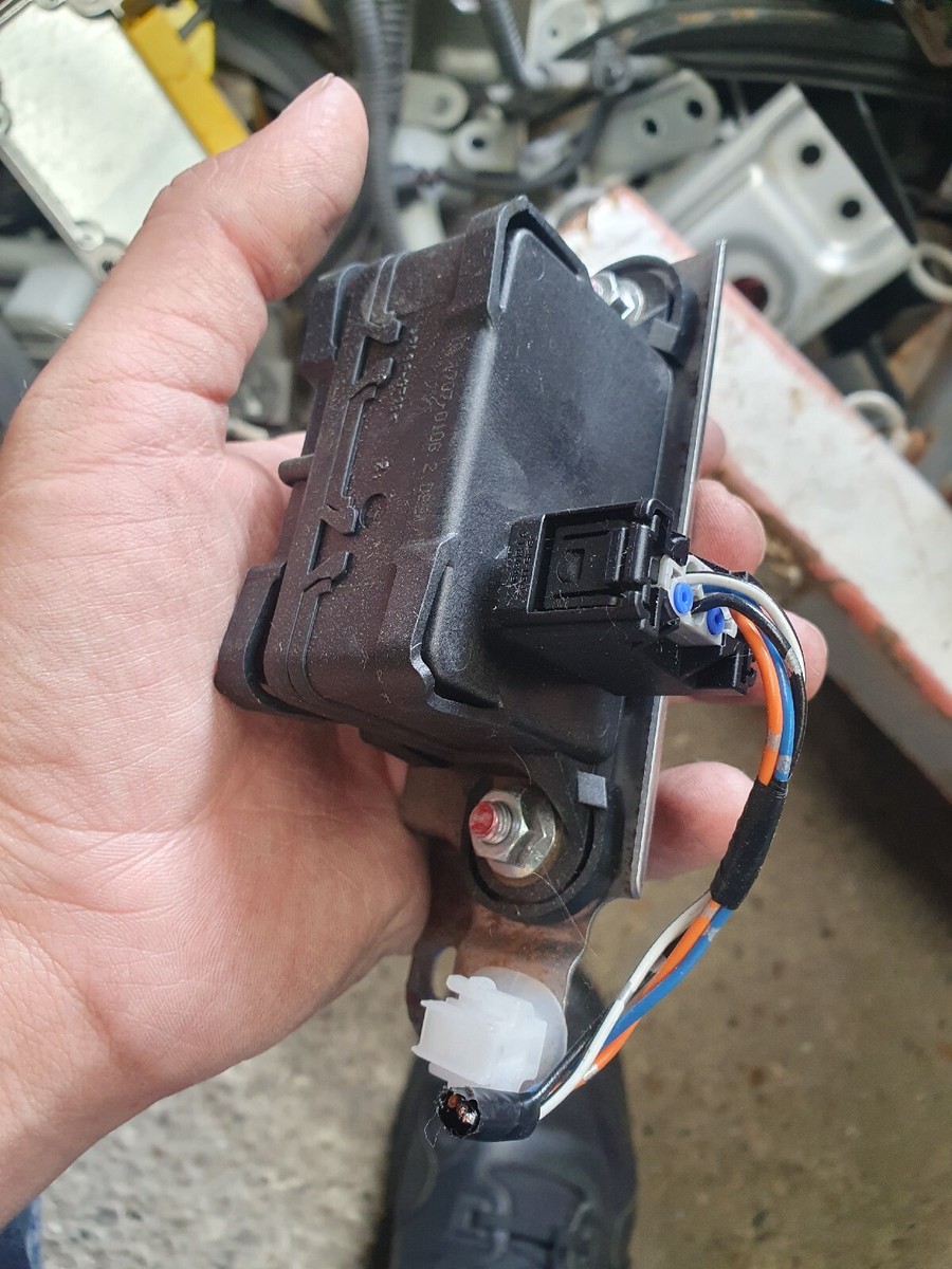 MITSUBISHI LANCER YAW RATE SENSOR 4670A281 2010 | eBay UK