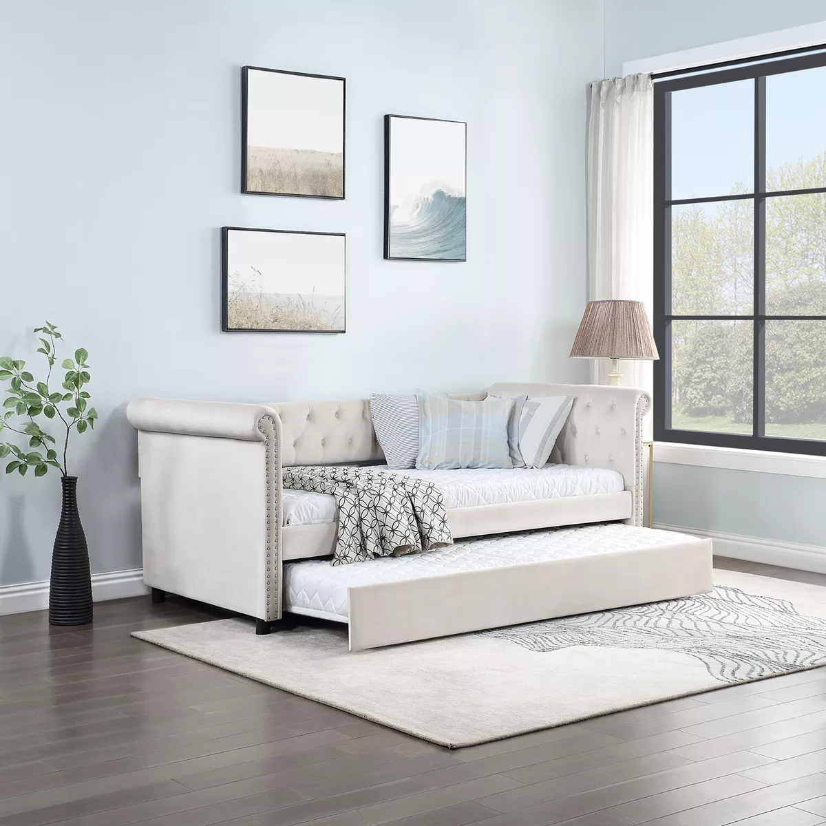 Small chesterfield 2024 sofa bed