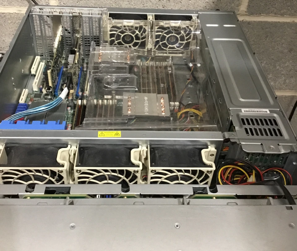 ASUS Backup Server 16 Bay sas Rack 2x ( AMD 6386 SE 32 CORES )  128GB RAM - Image 4 of 4