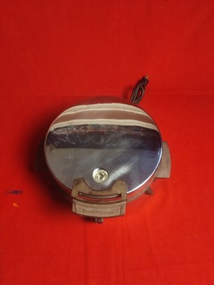 Vintage Toastmaster W252A Chrome Waffle Maker Mid Century Tested USA Works