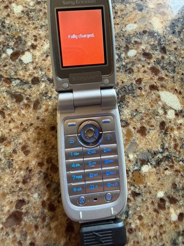 Sony Ericsson cell model Z520