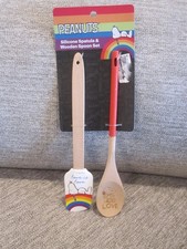 Peanuts Snoopy silicone spatula & wooden spoon rainbow love 2022 new in package