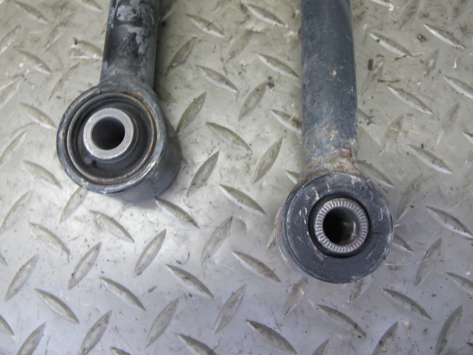 00-05 TOYOTA MR2 SPYDER ZZW30L SET OF 4 REAR LEFT SUSPENSION CONTROL ARM OEM - Image 4 of 4